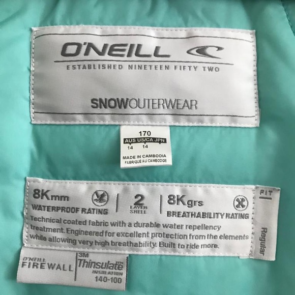 Ski Jackets - Picture 4 of 4